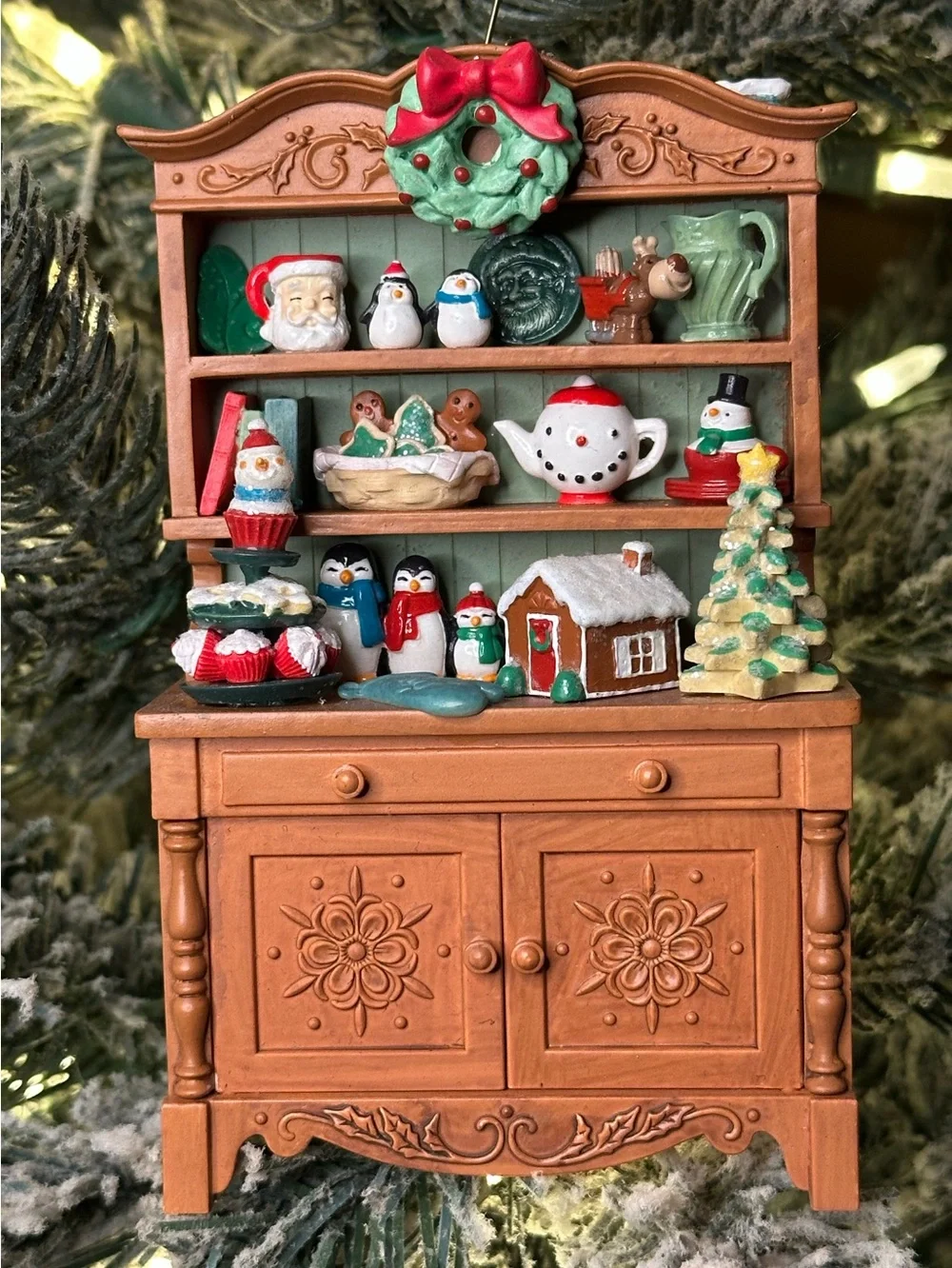 2012 Hallmark Mrs. Claus’s Cupboard Repaint KOC Club Exclusive Ornament